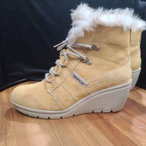 Short suede boots with wedge heel